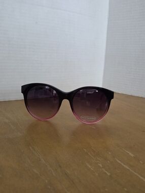 Torrid Gradient Pink Round Sunglasses with UV Protection